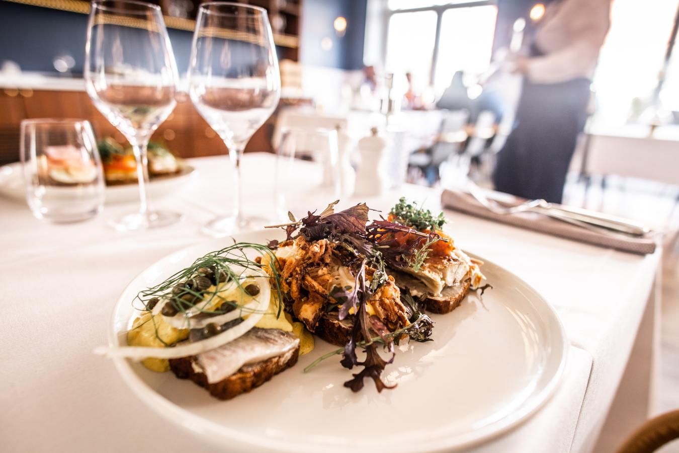 mad fra strandhotellet