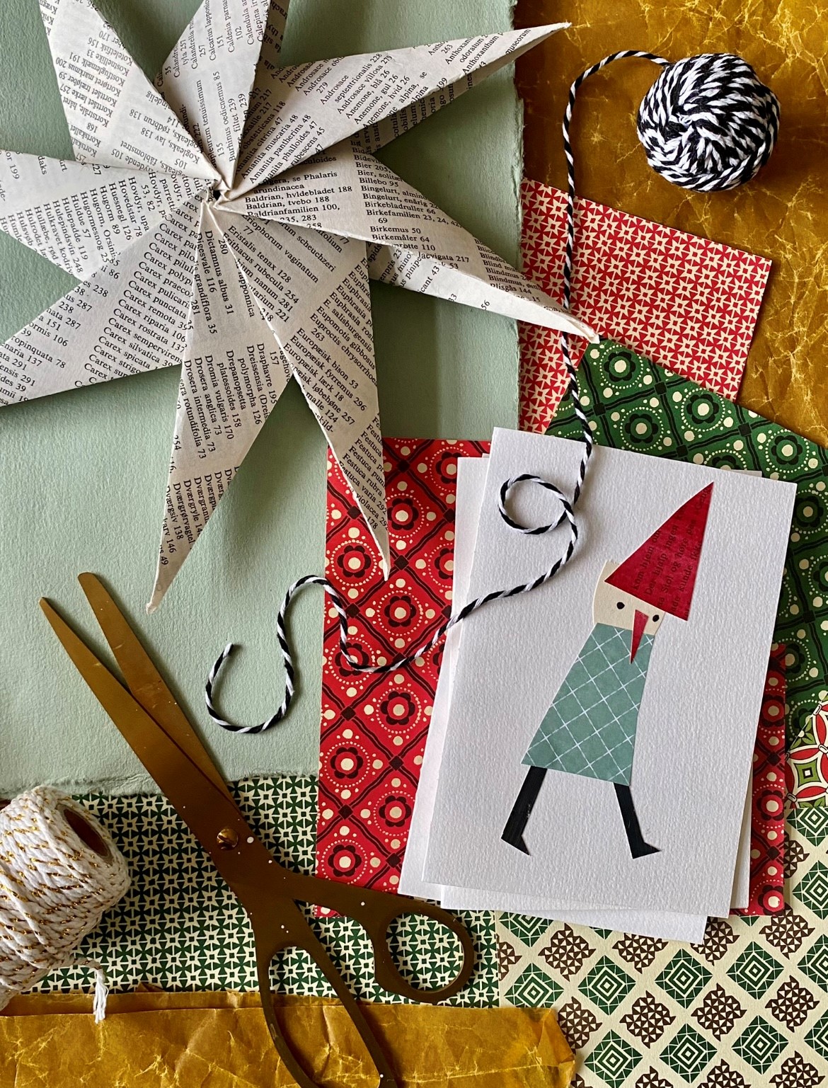 Lav betagende julekort og smukke papirophæng