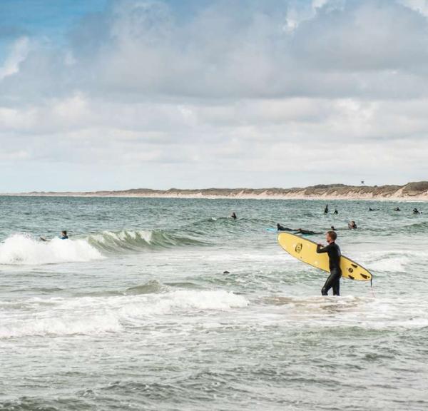 Surfere i Klitmøller