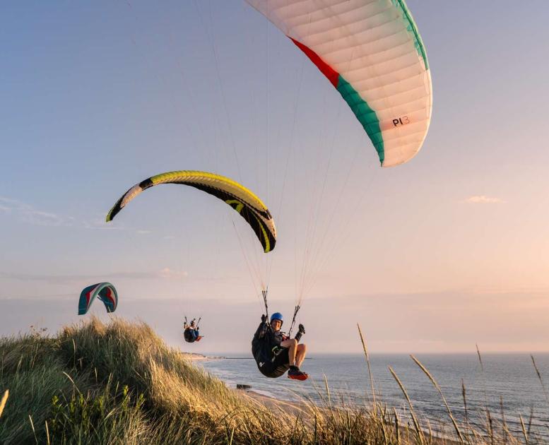 Paraglider ved Løkken strand